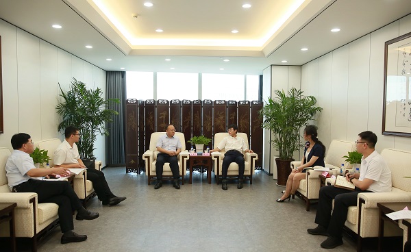 8月3日 公司与中铁十四局集团西北区域总部发展业务合作互换.jpg 8月3日 公司与中铁十四局集团西北区域总部发展业务合作互换.jpg