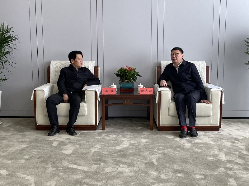191710841612455077.jpg 3月19日 公司党委副书记、总裁解志炯拜会宝鸡市当局重要辅导.jpg